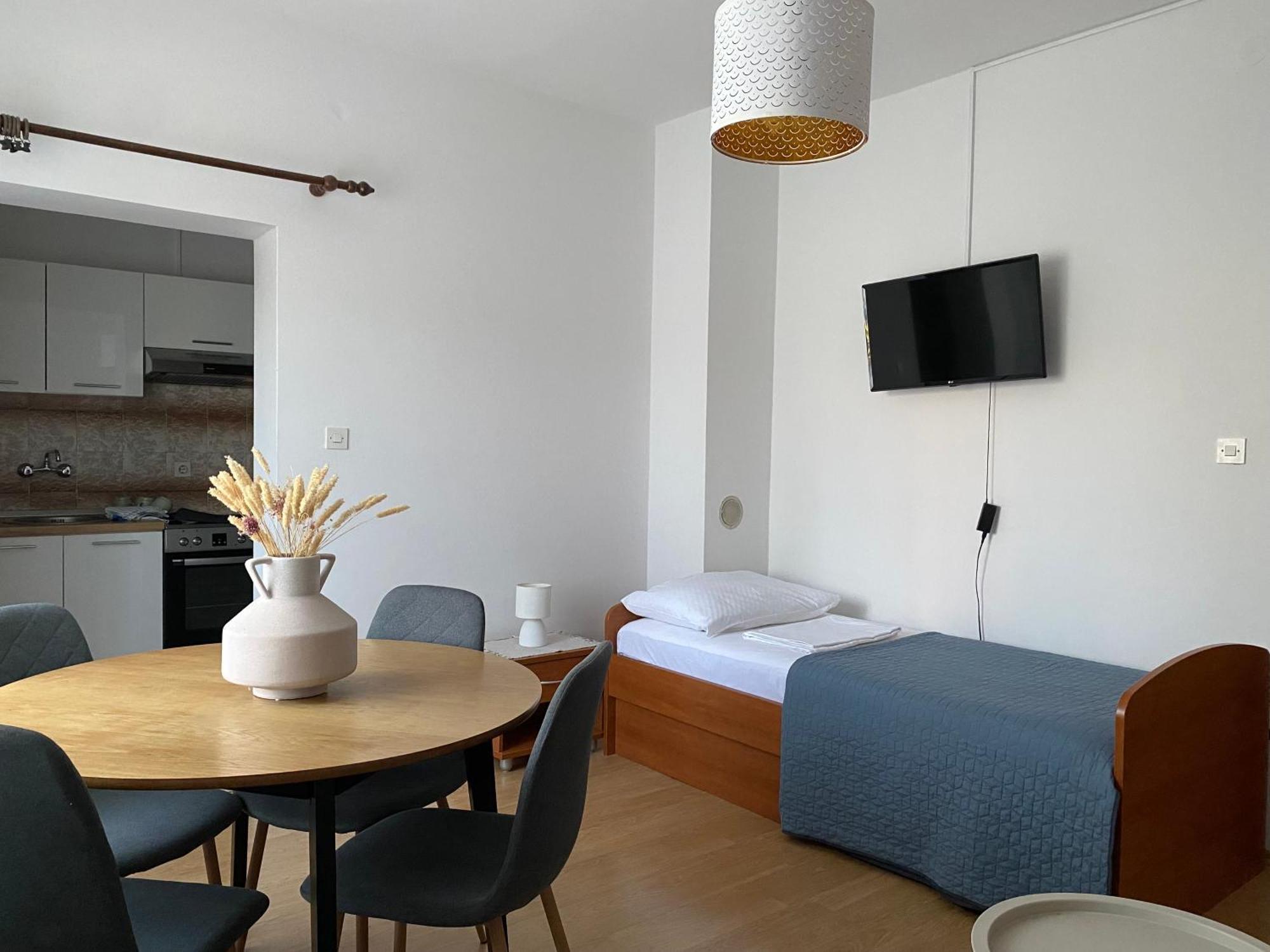 Apartments Maria ビオグラード・ナ・モル エクステリア 写真